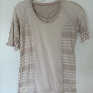 Lululemon Athletica Tan Brown Short Sleeve Tee